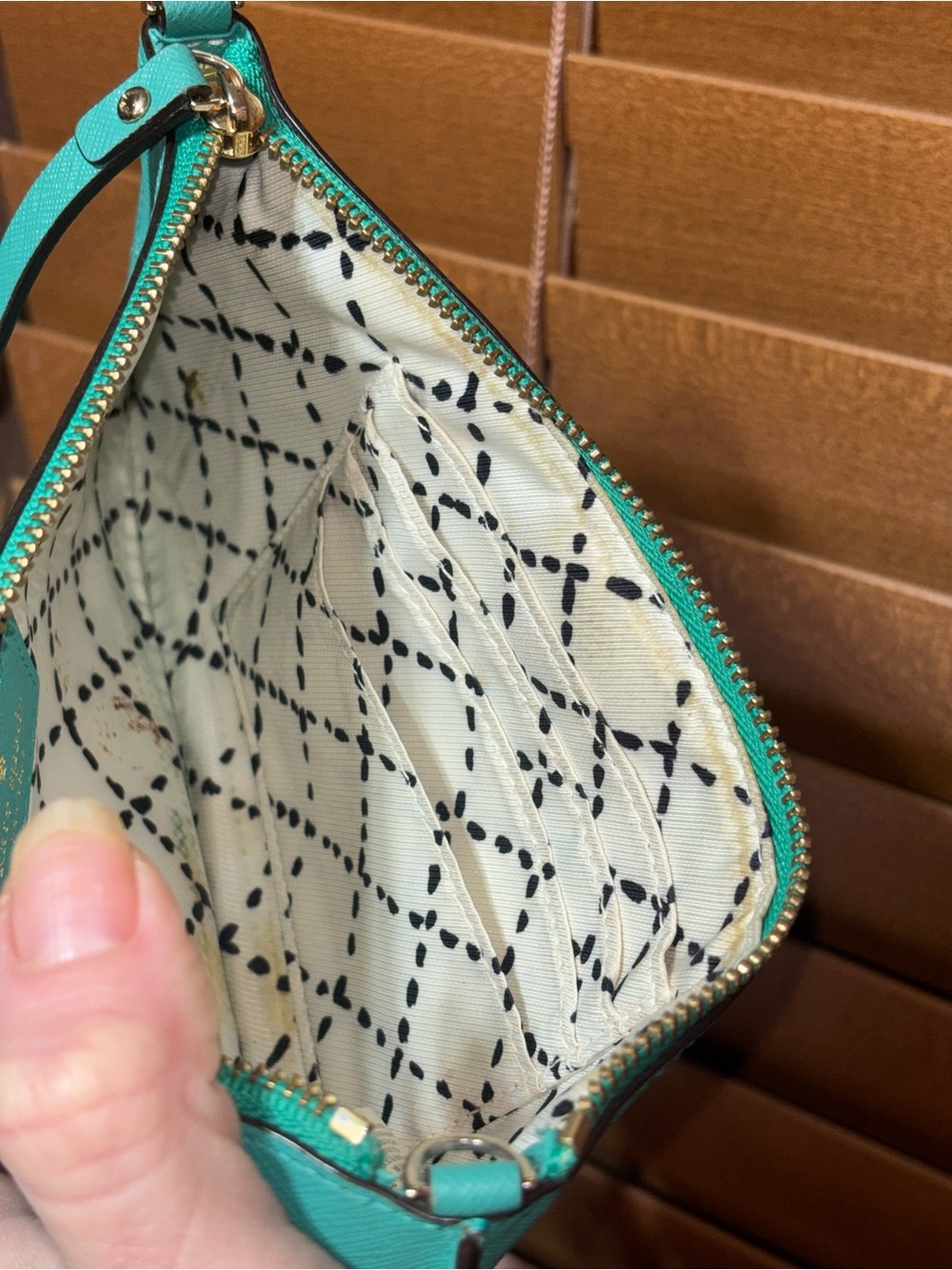 Kate Spade Pouch - Picture 5 of 6